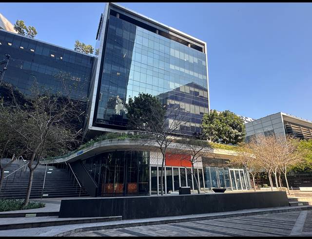 262M² OFFICE TO LET IN SANDTON CENTRAL